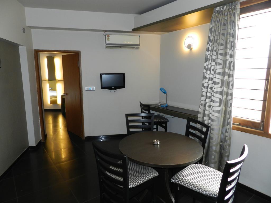 Hotel Rock Regency Toranagallu Rom bilde