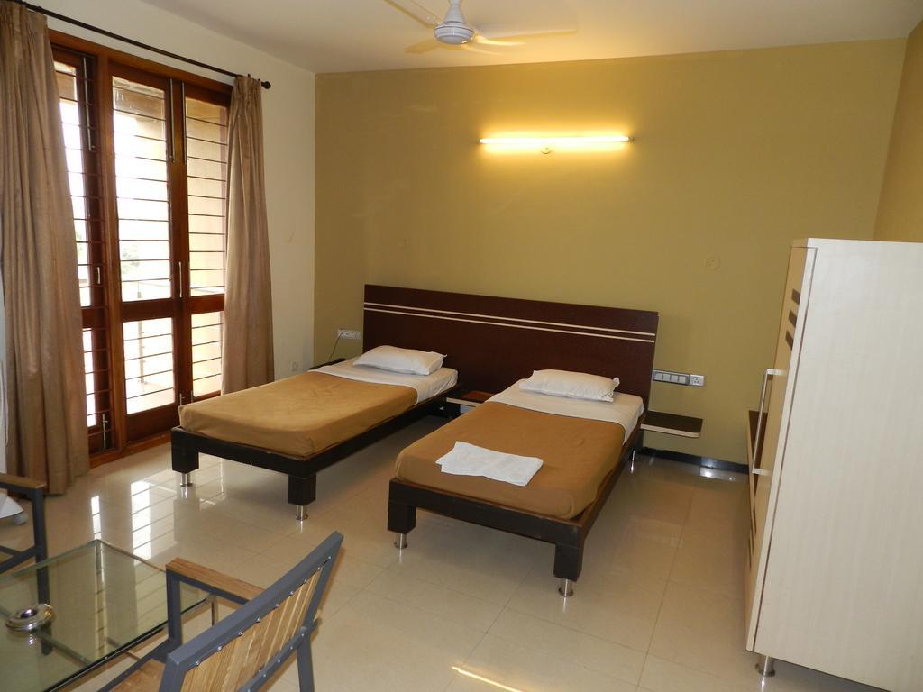 Hotel Rock Regency Toranagallu Rom bilde